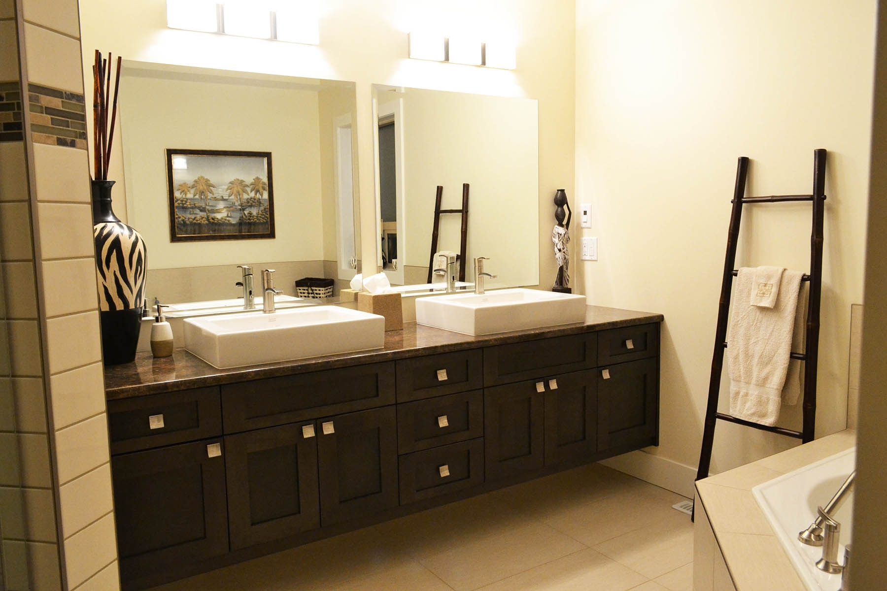 Double Vanities Bathroom